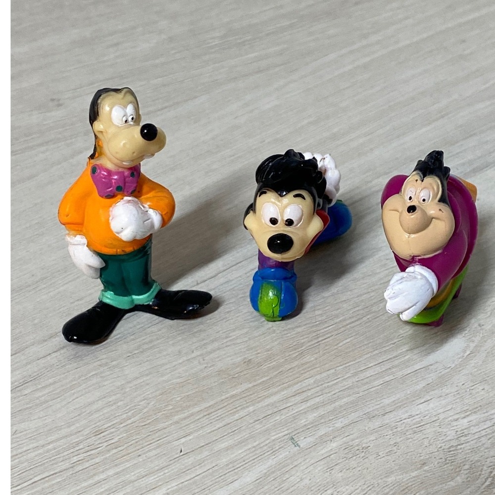 Vintage Disney Goof Troop PVC Figures Max Goofy PJ Skateboard Skates Toy Set